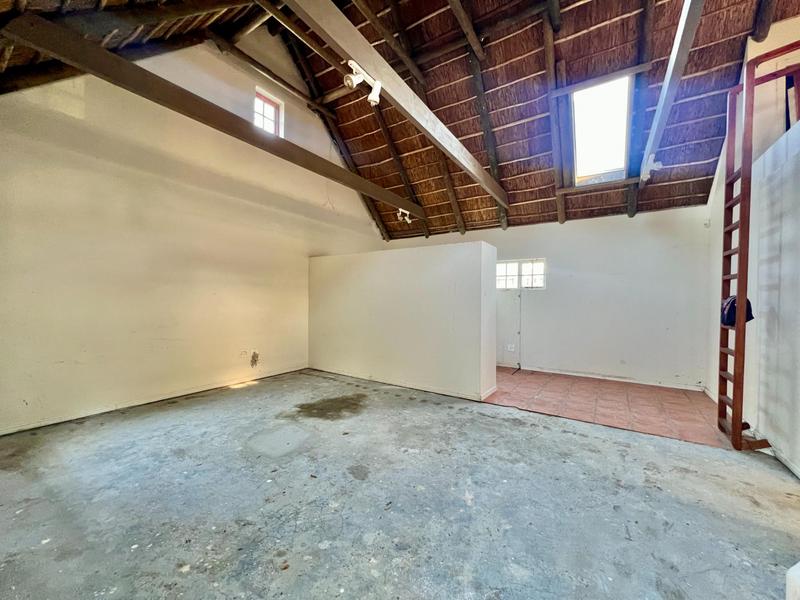 8 Bedroom Property for Sale in Hout Bay Western Cape